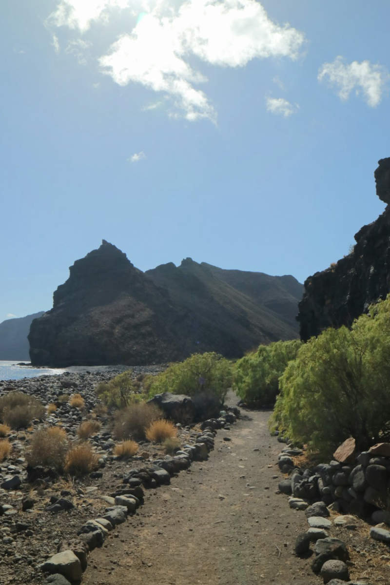 Wall Poster - Alpine Lake in the Canary Islands