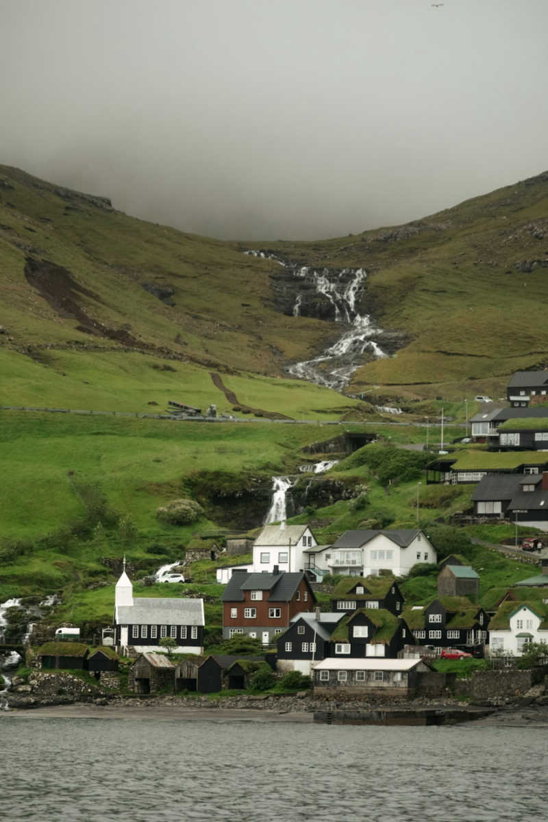 Wall Poster - Alpine Lake in the Faroe Islands