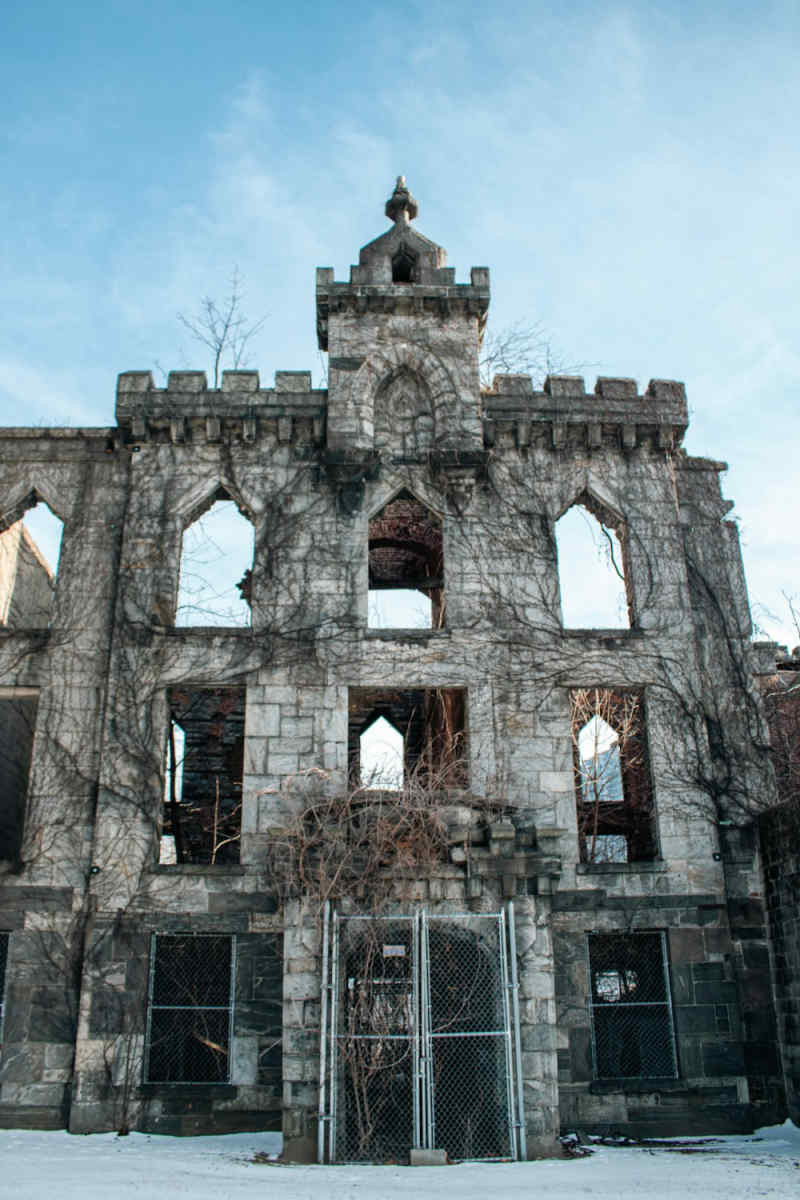 Wall Poster - Ancient Ruins in New York