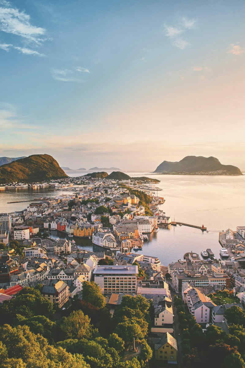 Wall Poster - City Skyline in Norway