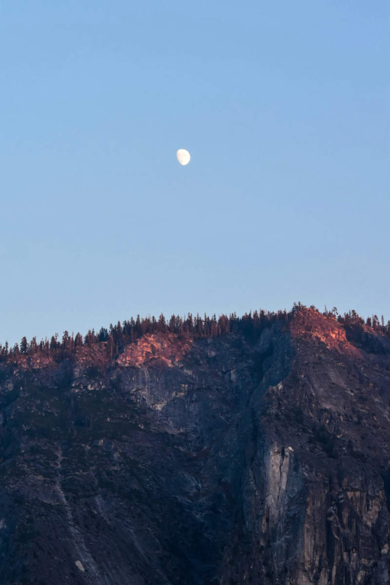 Wall Poster - Full Moon in Yosemite
