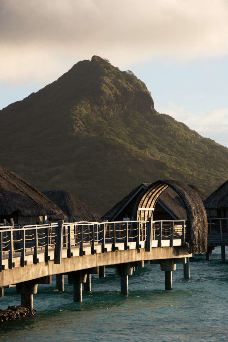 Wall Poster - Geyser in Bora Bora