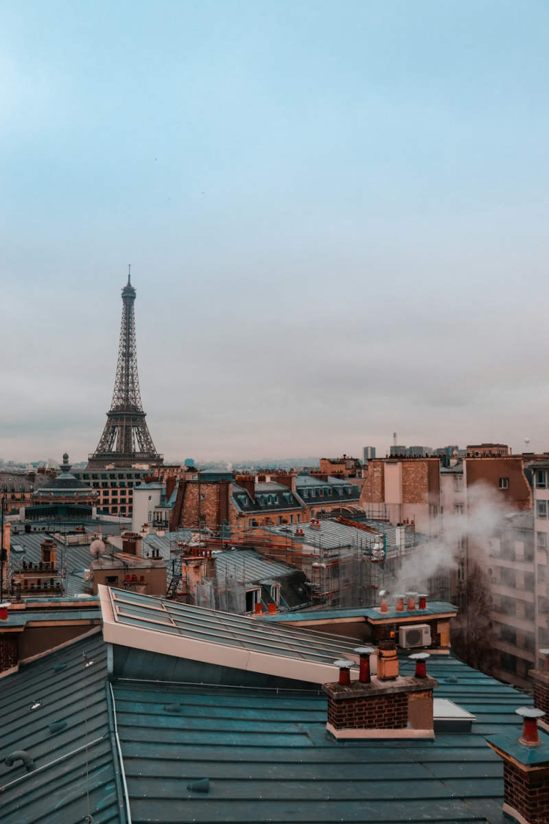 Wall Poster - Geyser in Paris