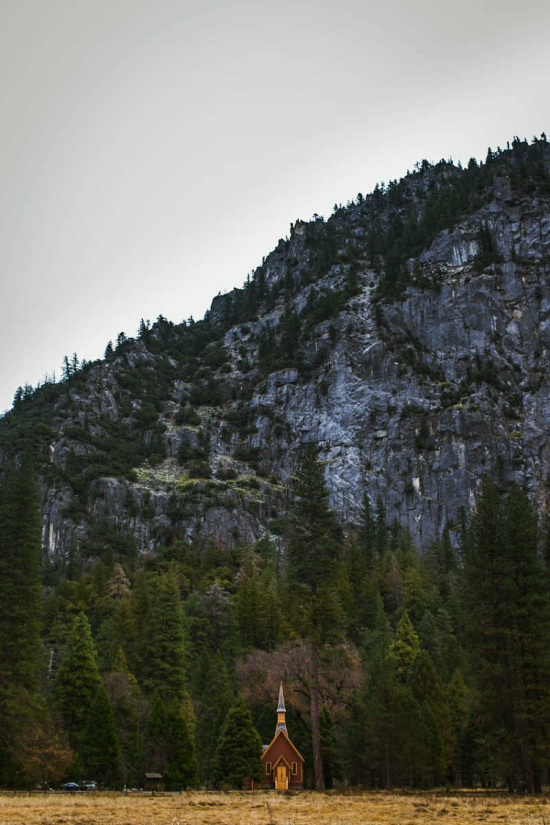 Wall Poster - Gondola in Yosemite