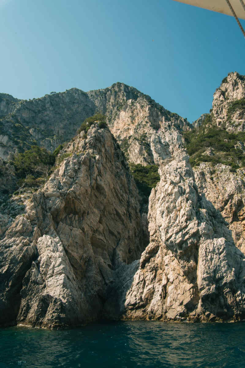 Wall Poster - Island in the Rocky Mountains
