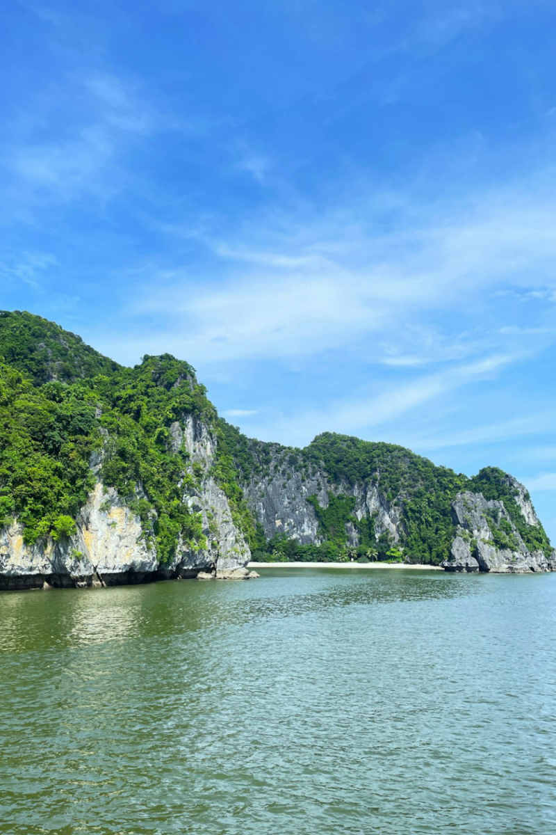 Wall Poster - Island in Vietnam