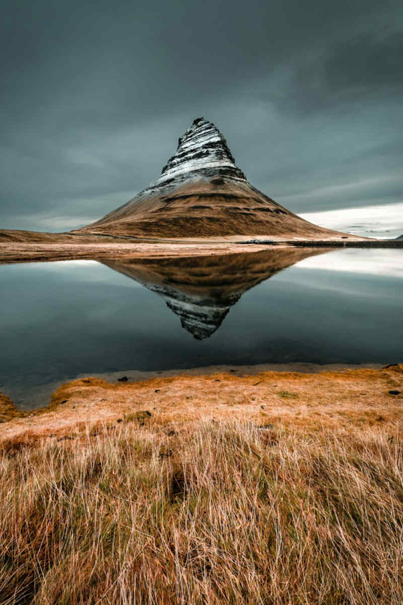 Wall Poster - Lake in Iceland