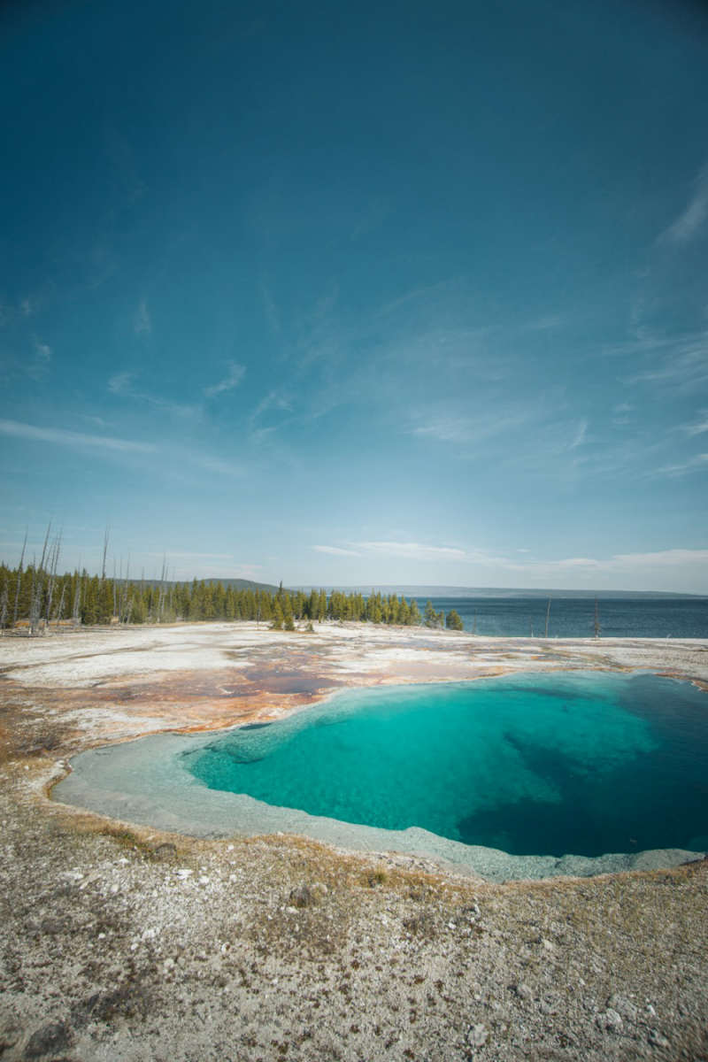Wall Poster - Lake in Yellowstone